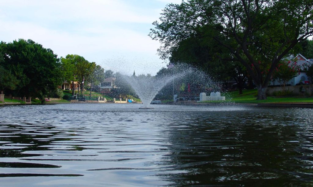 Interlochen Neighborhood in Arlington