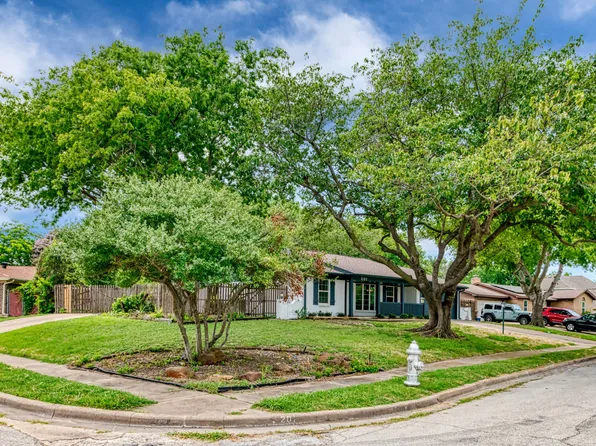 Westpark Neighborhood in Benbrook